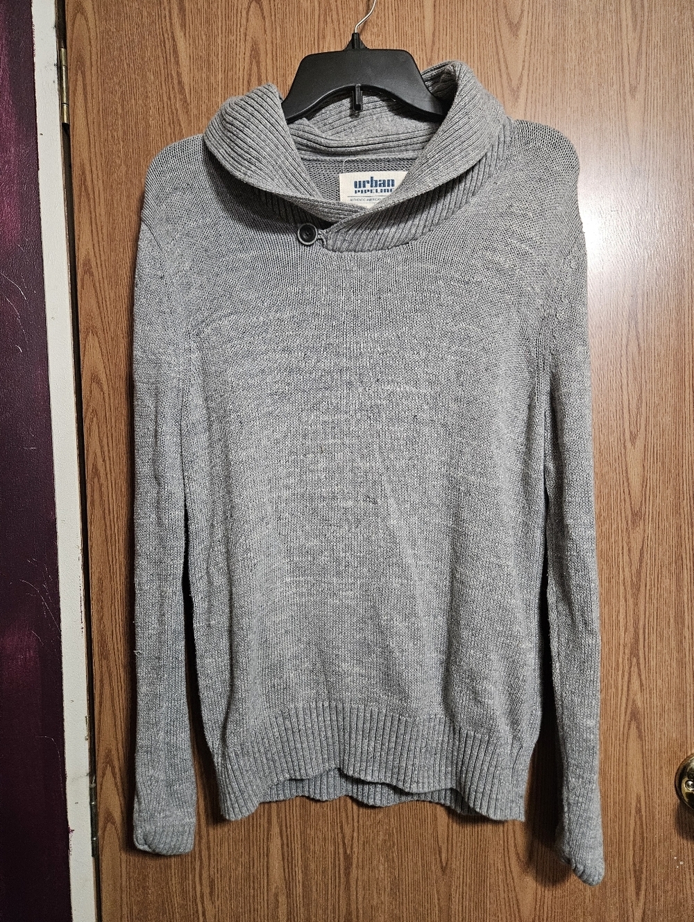 Urban Pipeline Sweater Gray Knitted Long Sleeve High V Button Neck Size Small!